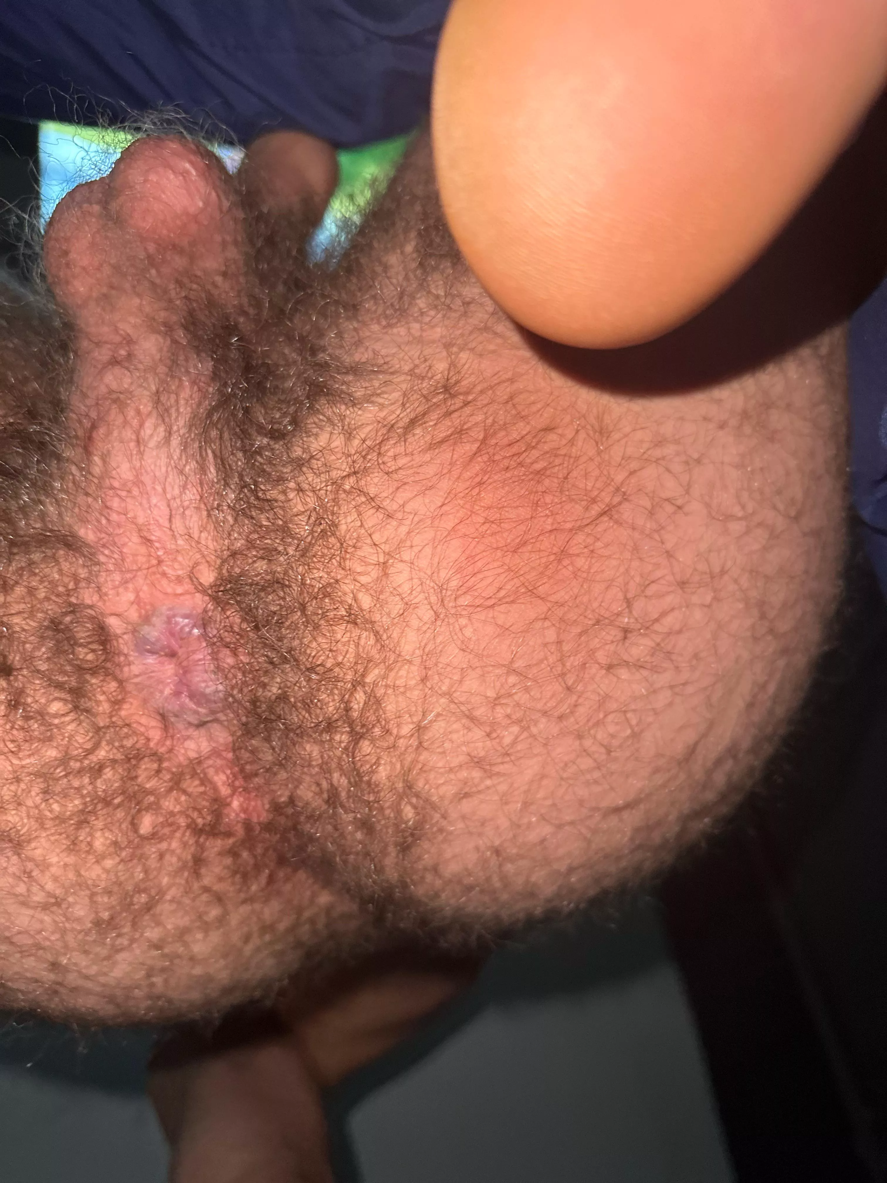 Drop me a dm if my pussy makes you horny ;)