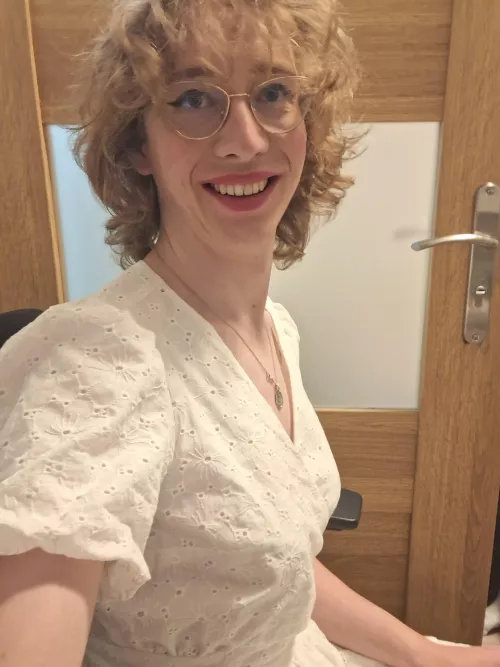 Embarking on My Bimbo Transformation Journey – Seeking Body Modification Advice