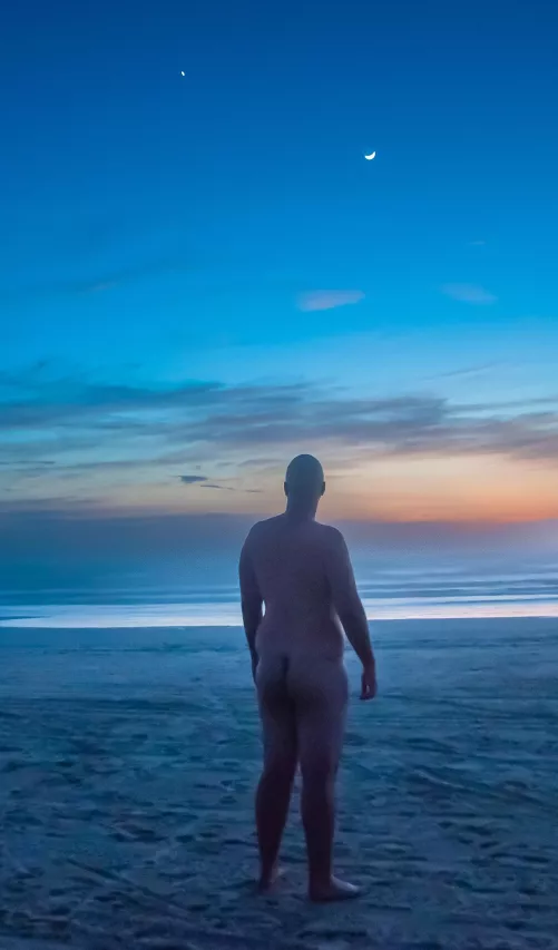 Man, Moon, Venus, the sea and heaven.