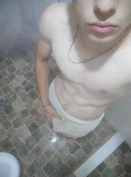 What's the riskiest place you've ever had a quickie? tell me 😏