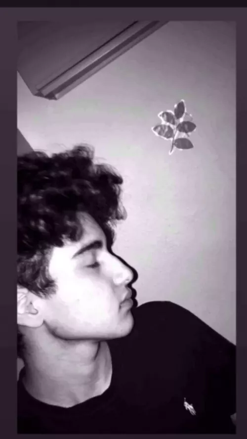 Who plays League Of Legends? ^.^