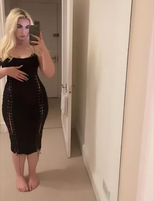 Would you take me out dressed like this?