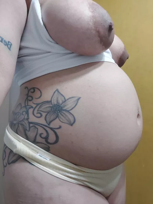Can my pregnant body make you hard? 