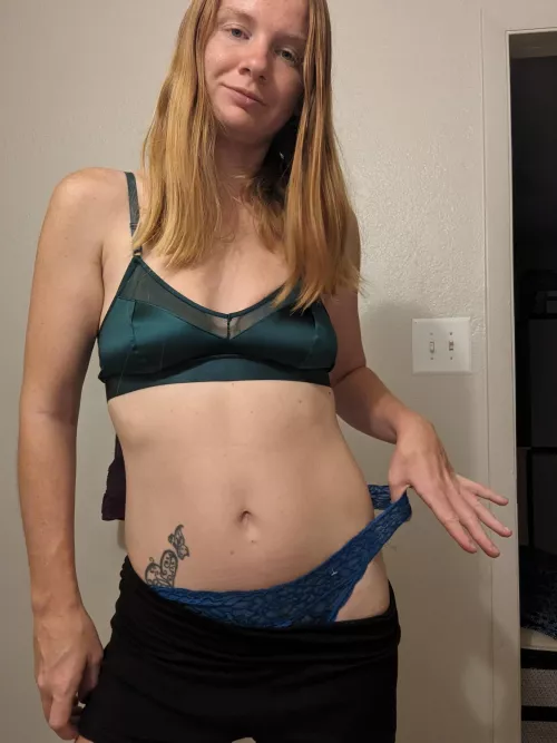 Do I strike you as a dog or cat person?🐾