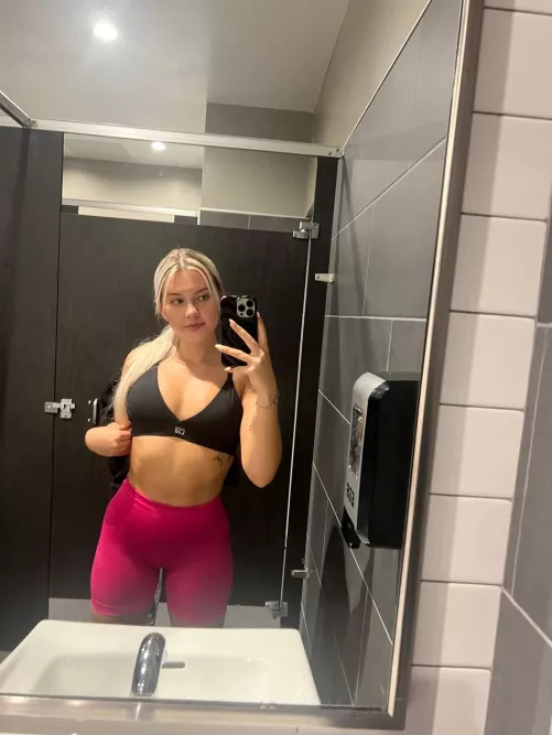 Getting that summer girl look