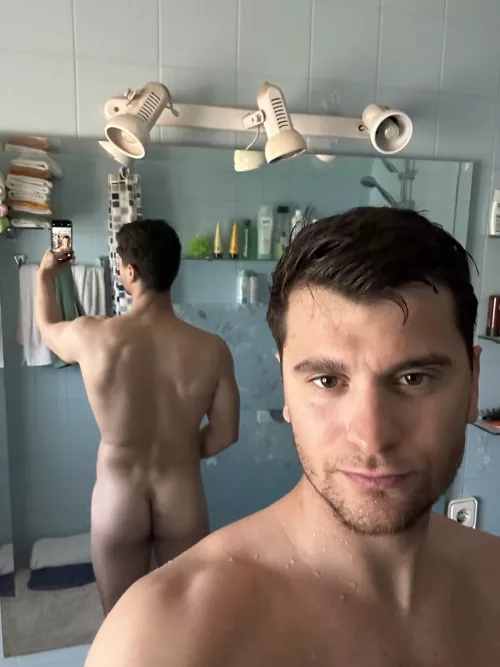 My fresh ass after a hard training