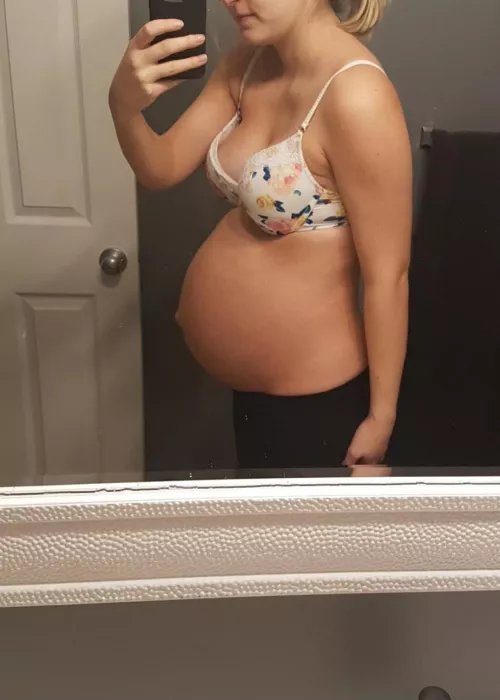 Ready to pop during my first pregnancy! 