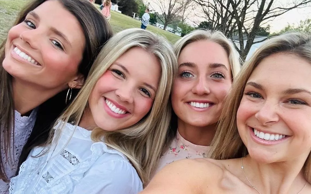 Who is begging for a facial [4]