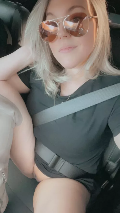 A good wife shares her pussy when her hubby says