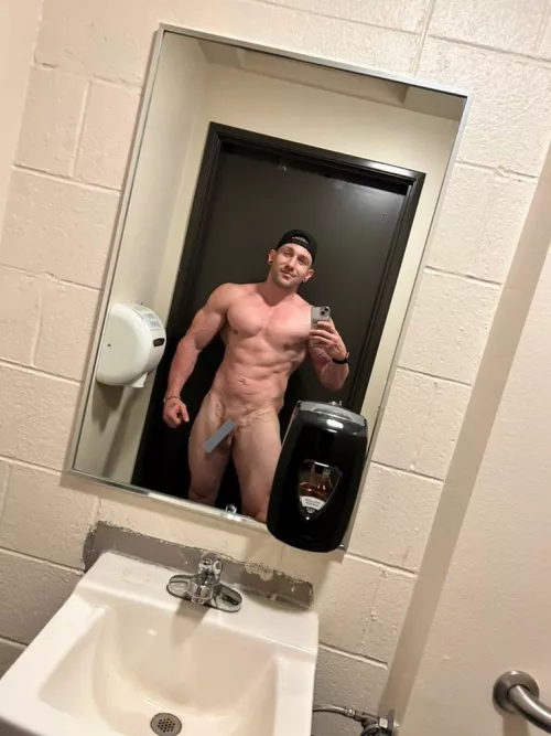 Bull life daddy needs a hole to fill (31)(m)