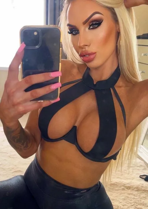 Can I convice you to make me your bimbo