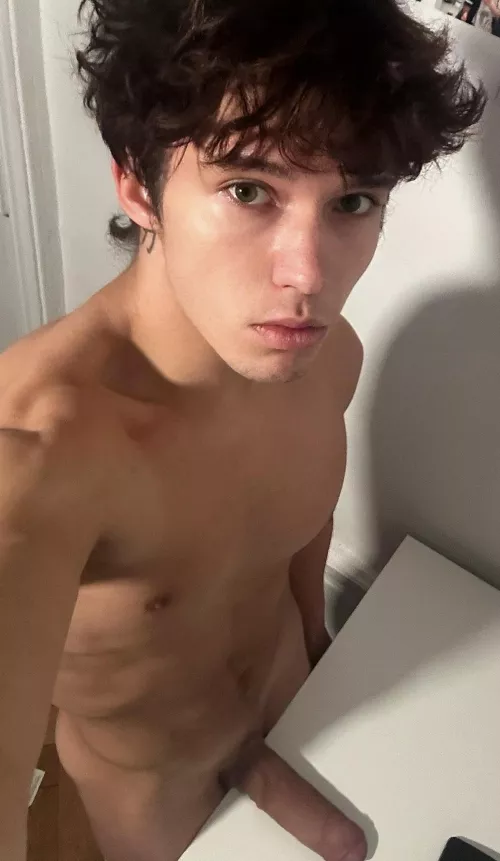 Hey hey, my eyes are up here