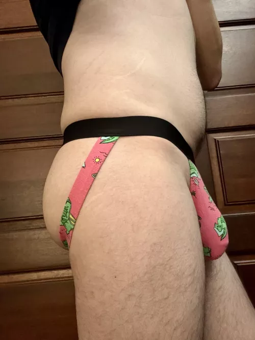 How’s the side view? 