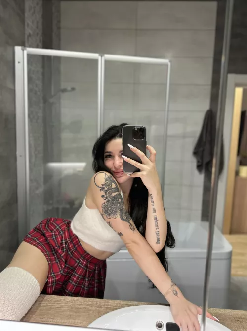 I need a bf who stretch and fuck my tight ass every day