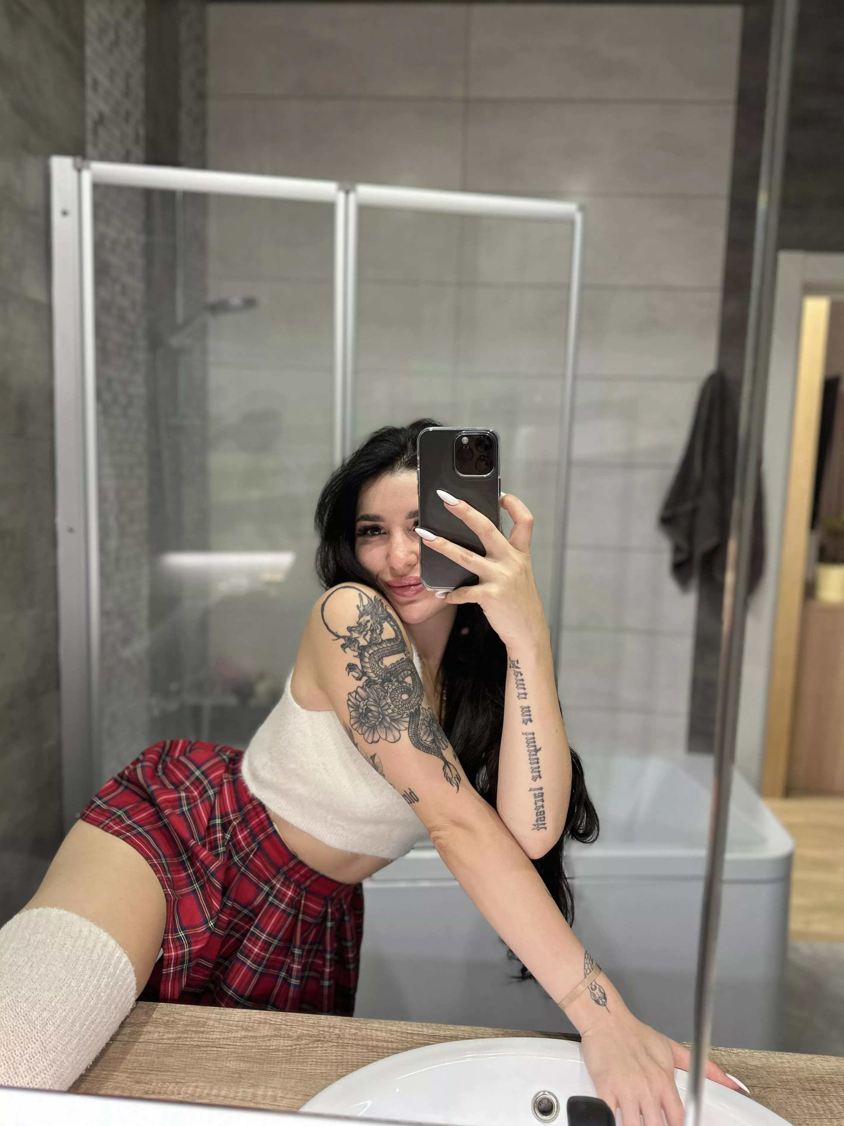 I need a bf who stretch and fuck my tight ass every day