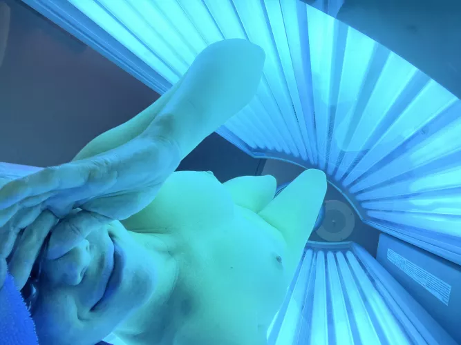 I need someone to oil me up [img]