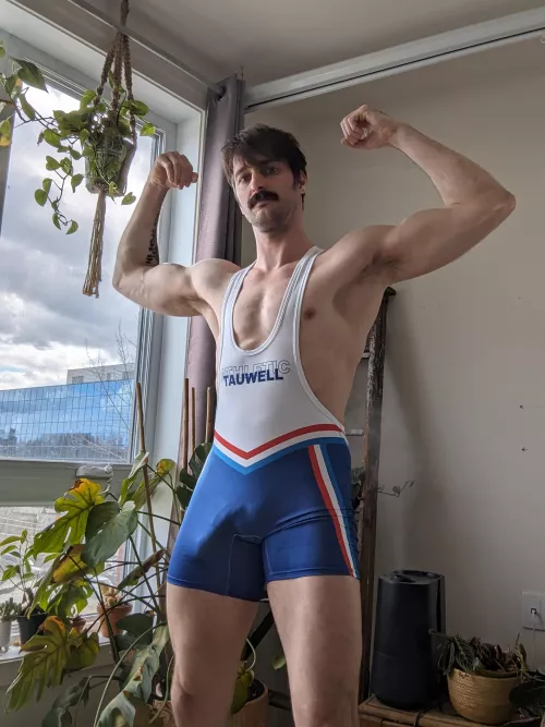 looking for a sparring buddy or a good coach