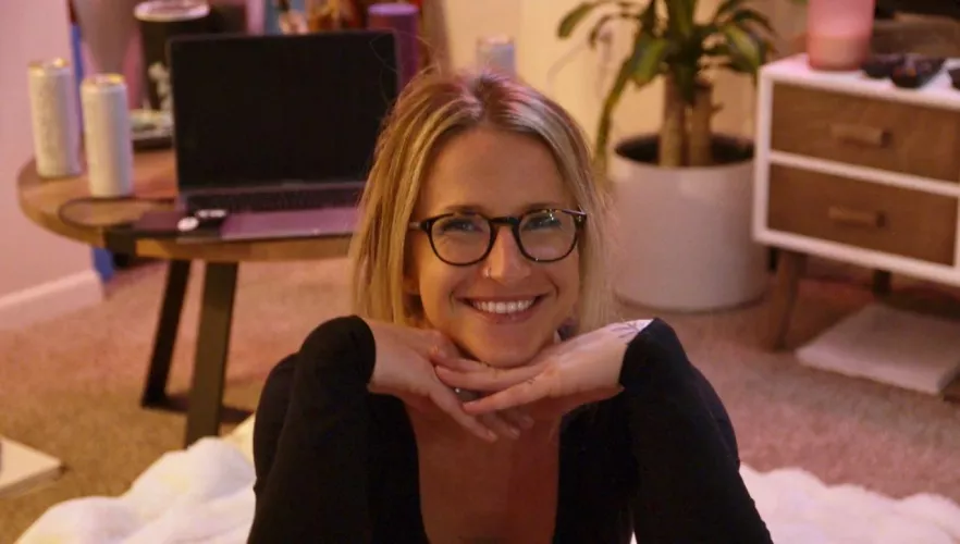 You can call me (f)our eyes