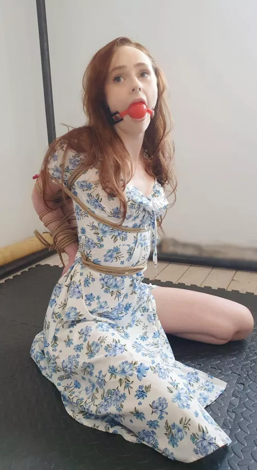 Emerging from winter hibernation with some struggle rope to wake me up🐰😴