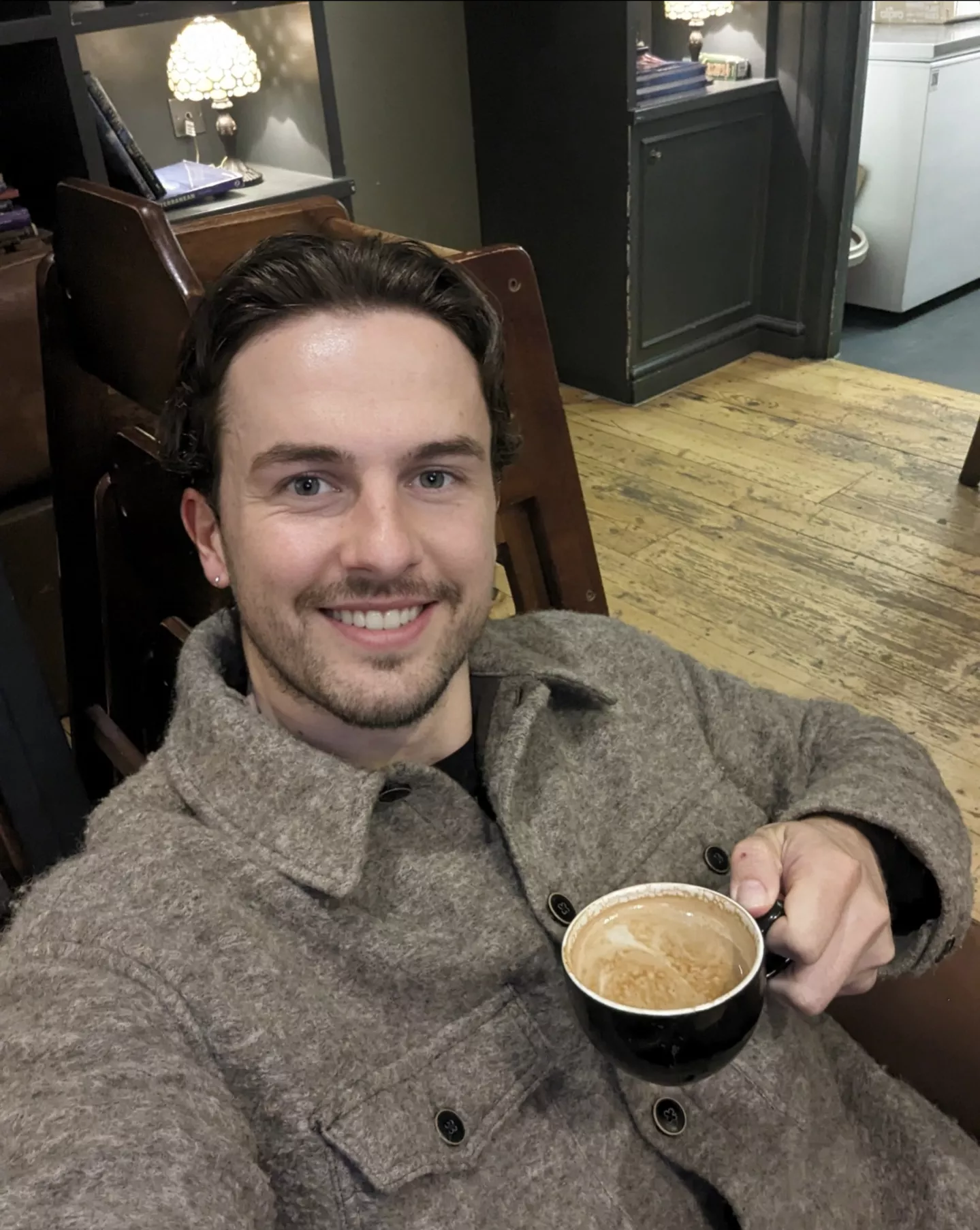 Have a great Wednesday ! 