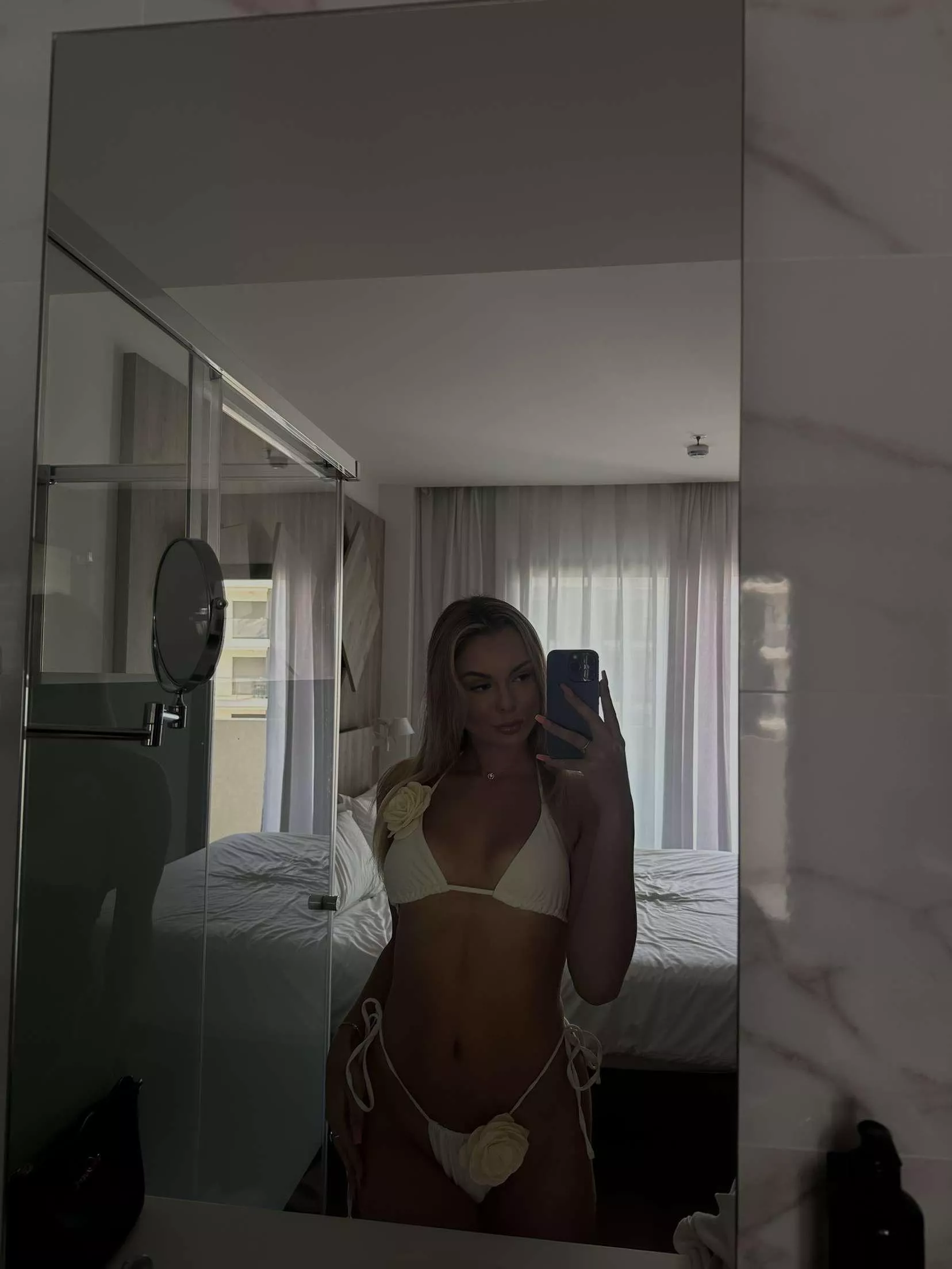 I get so horny when i sunbathe