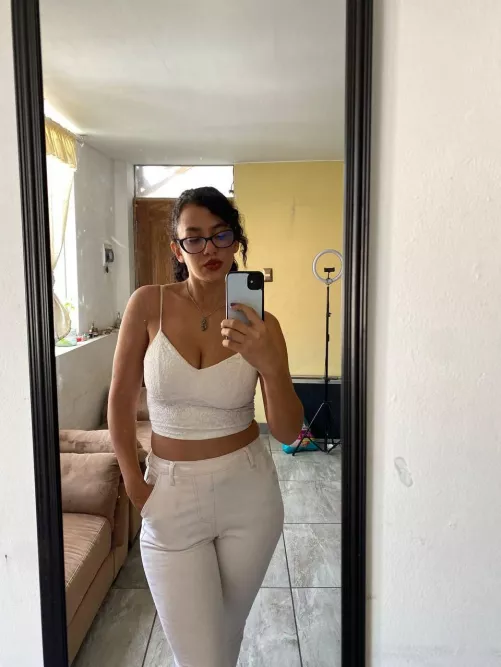 i look so classy in white.