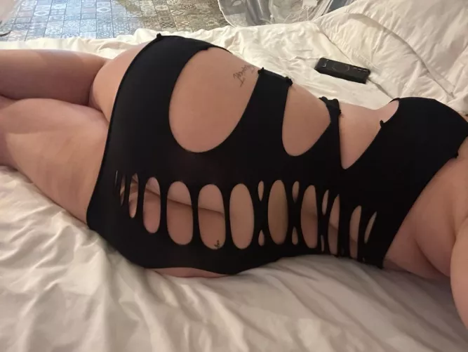 I'ma sucker for slutty outfits. 