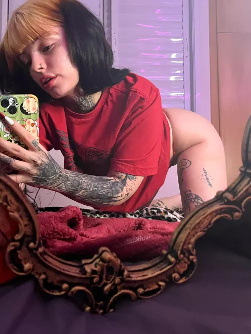 my kink is sending nudes to daddies