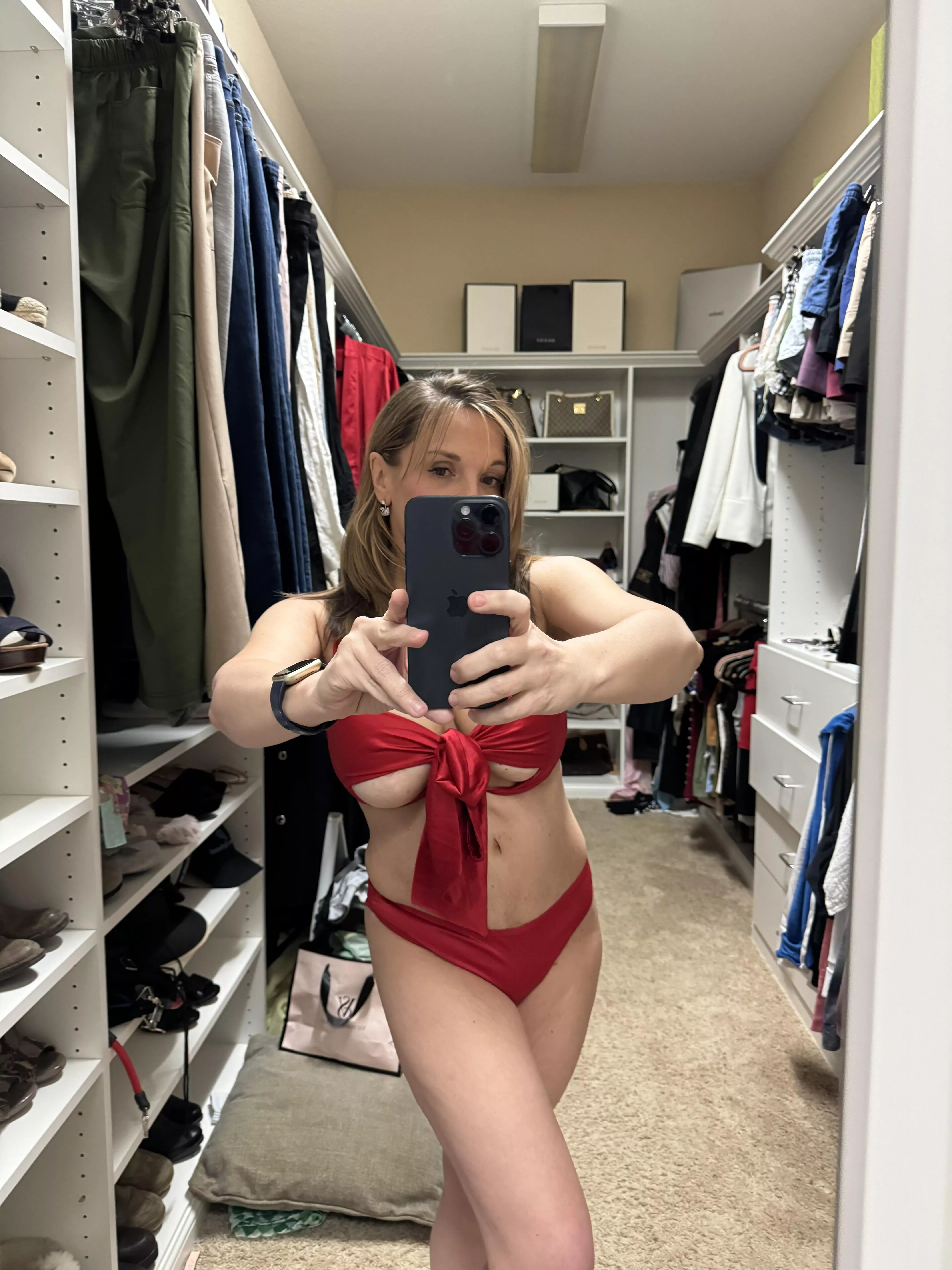 34DD Here I need them rubbed