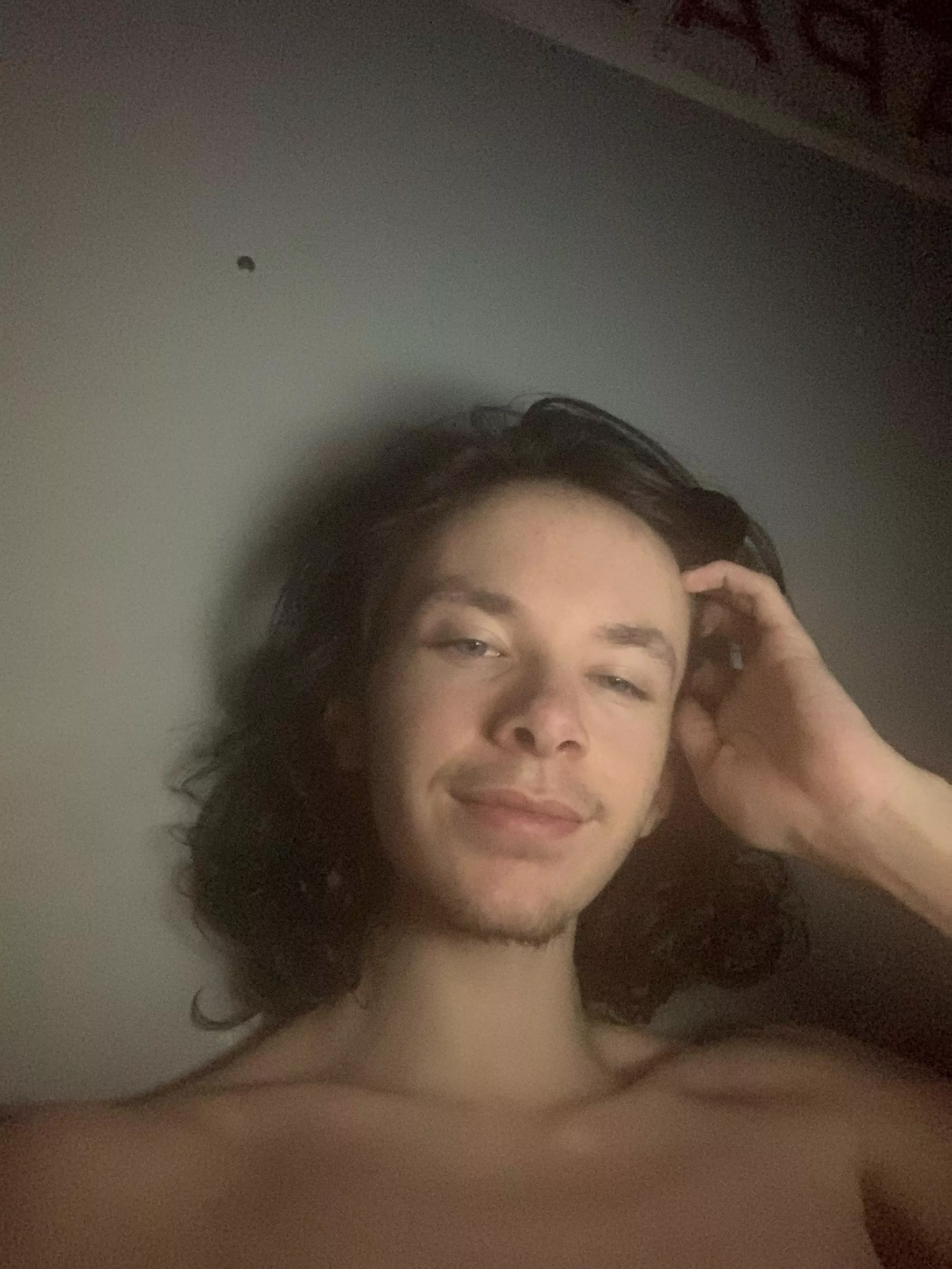 Anyone up to play some games hmu!