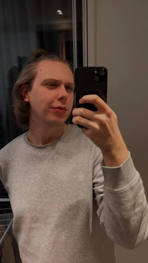 Anyone wanna talk or play apex ranked?