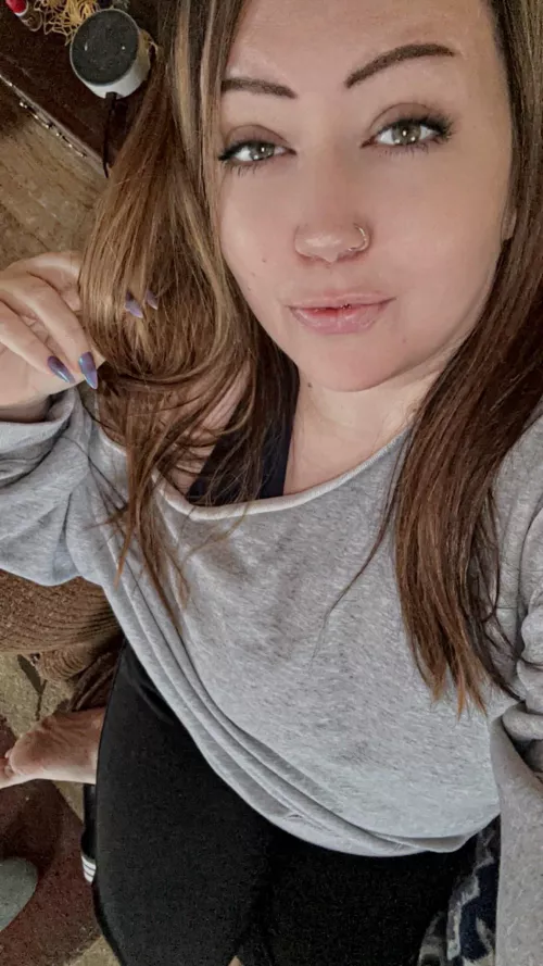 Been a while since I’ve said hi 👋🏻 comfy vibes 🩷