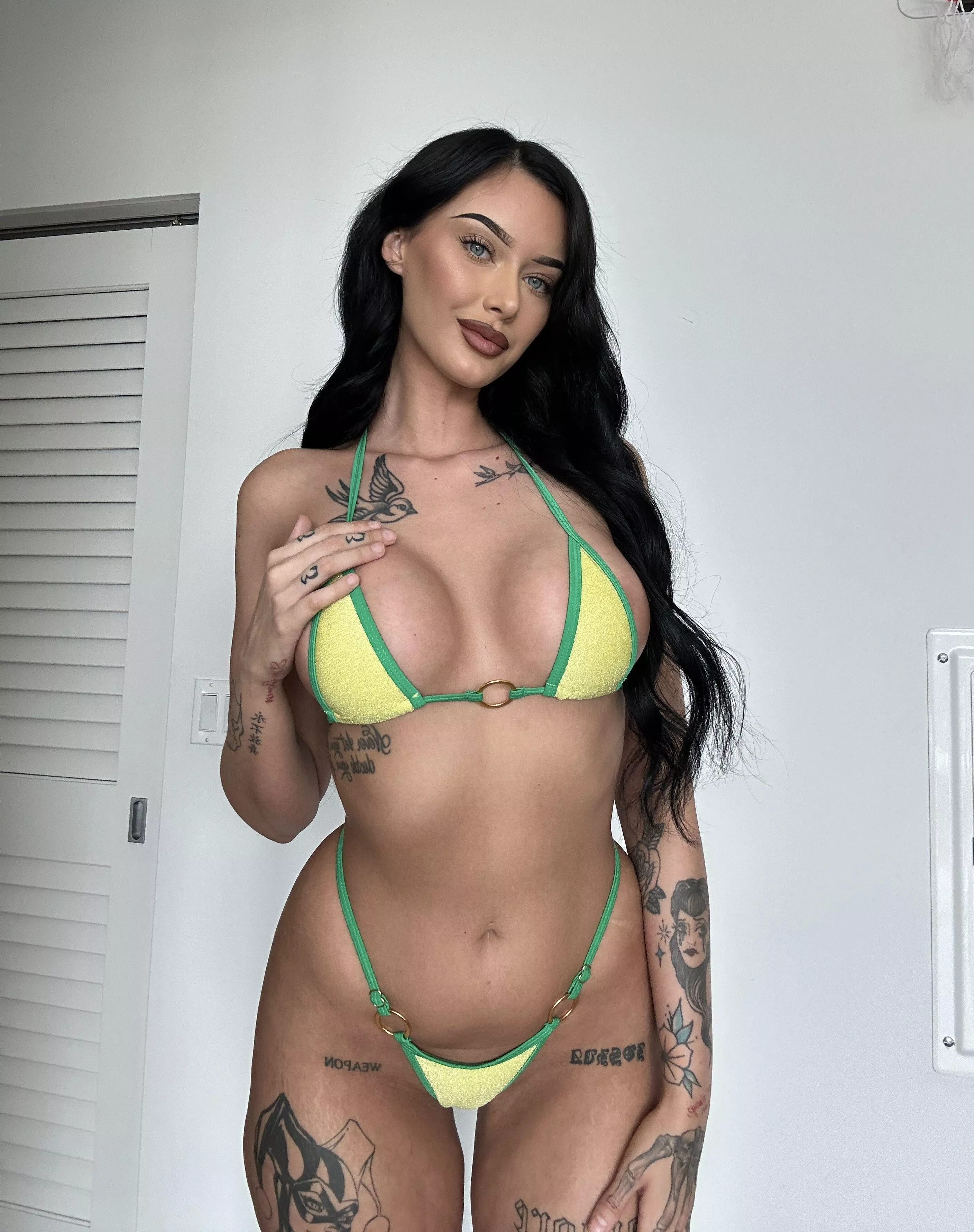 Bikini season & ready for the beach!