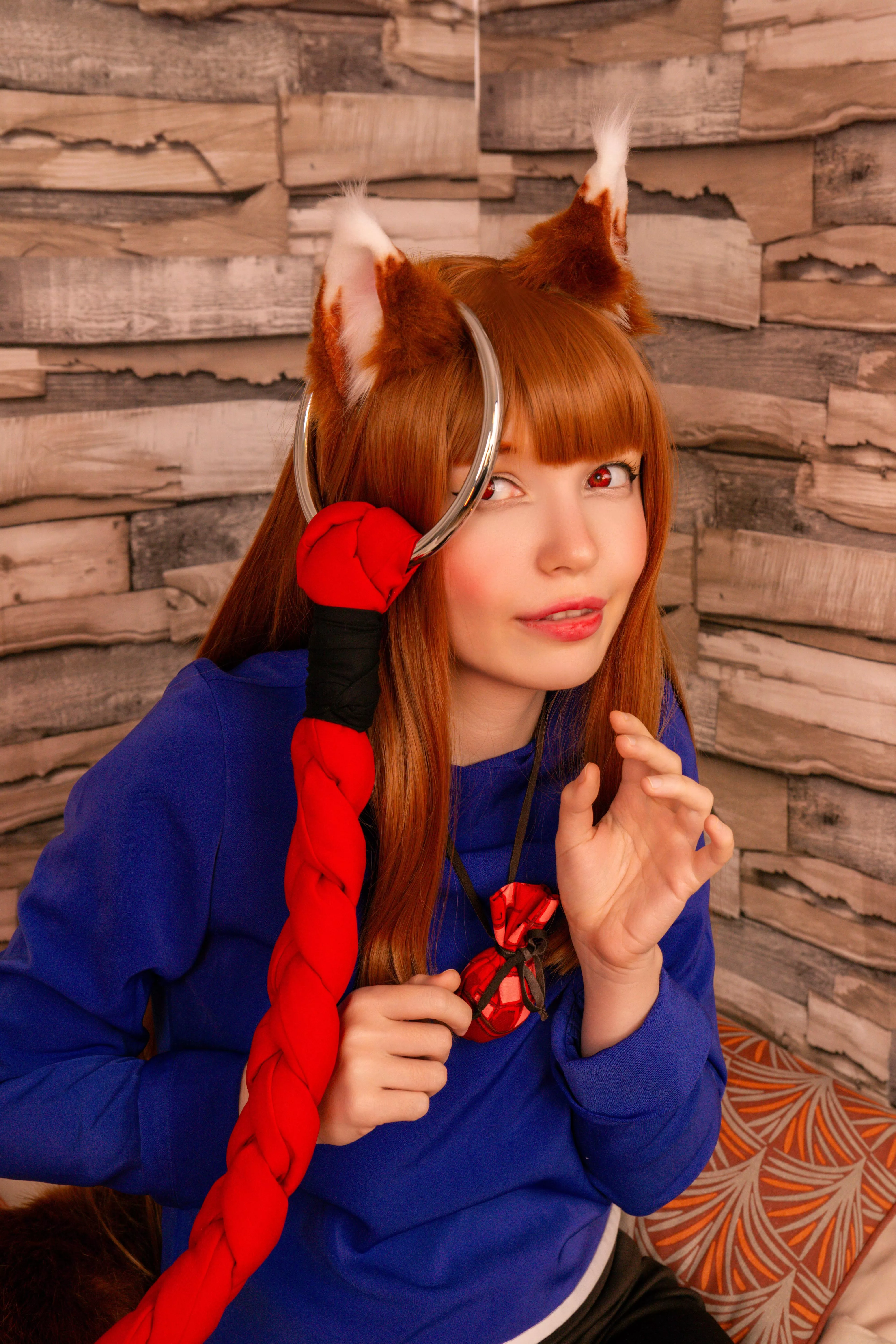 Holo cosplay by Murrning_Glow