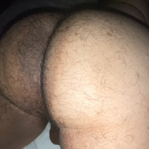 Hope you guys like my fuzzy cheeks. They open up for extremely hairy cocks fyi.