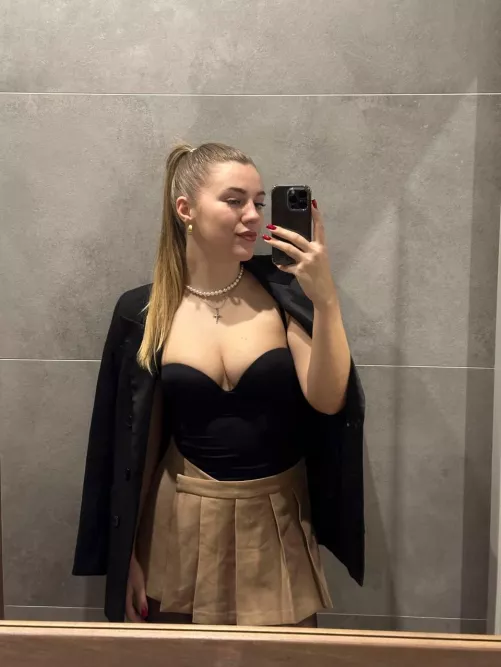 I love this ponytail so much