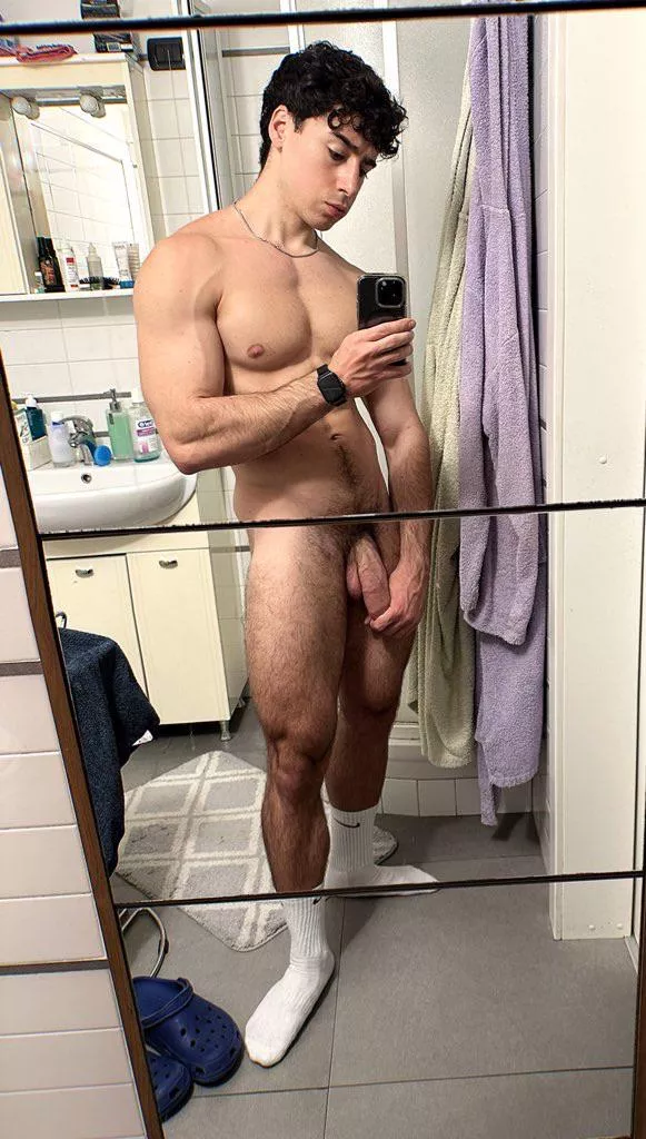 If you were my room mate would you let me walk around naked?