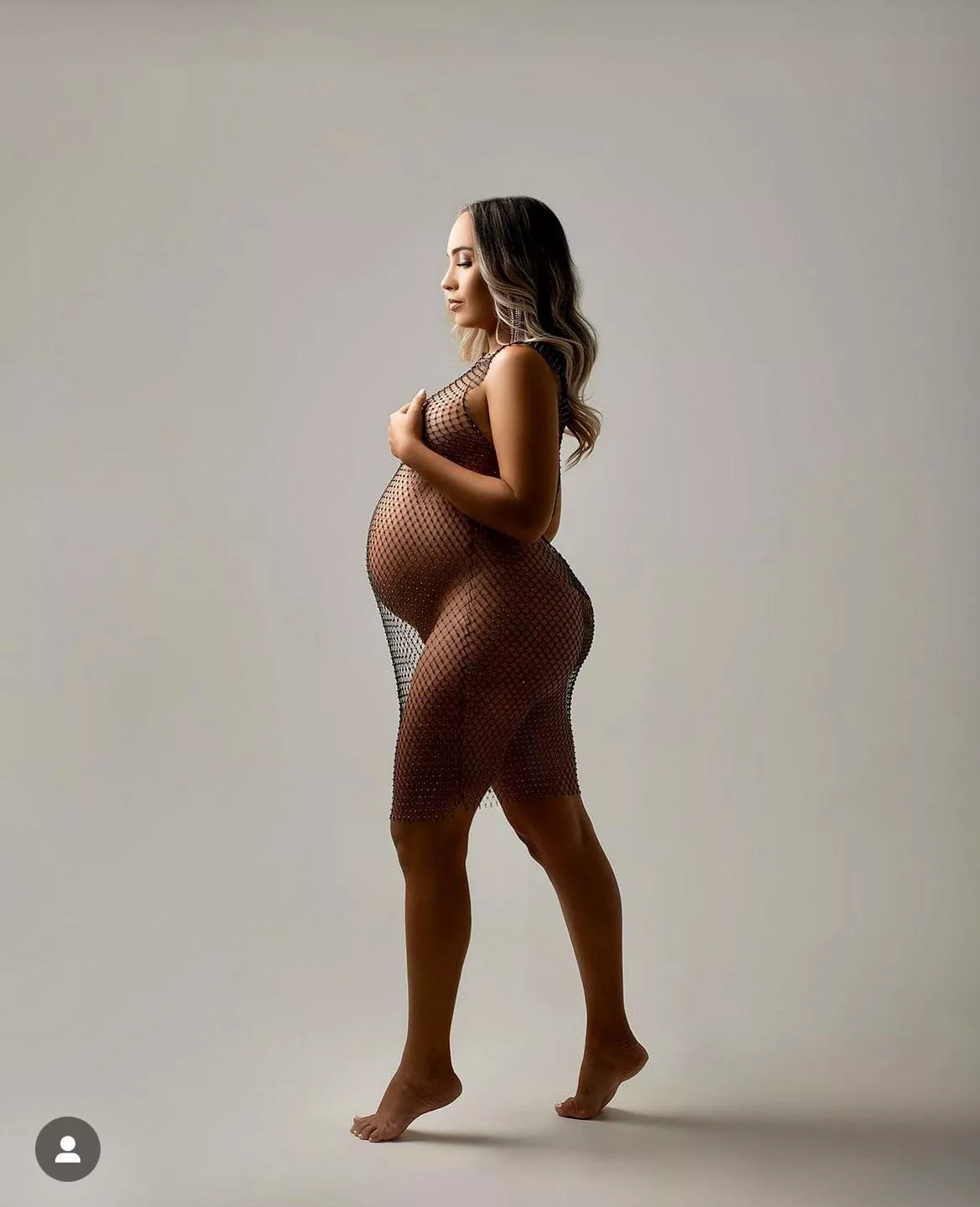 Pregnant woman glowing ✨✨✨