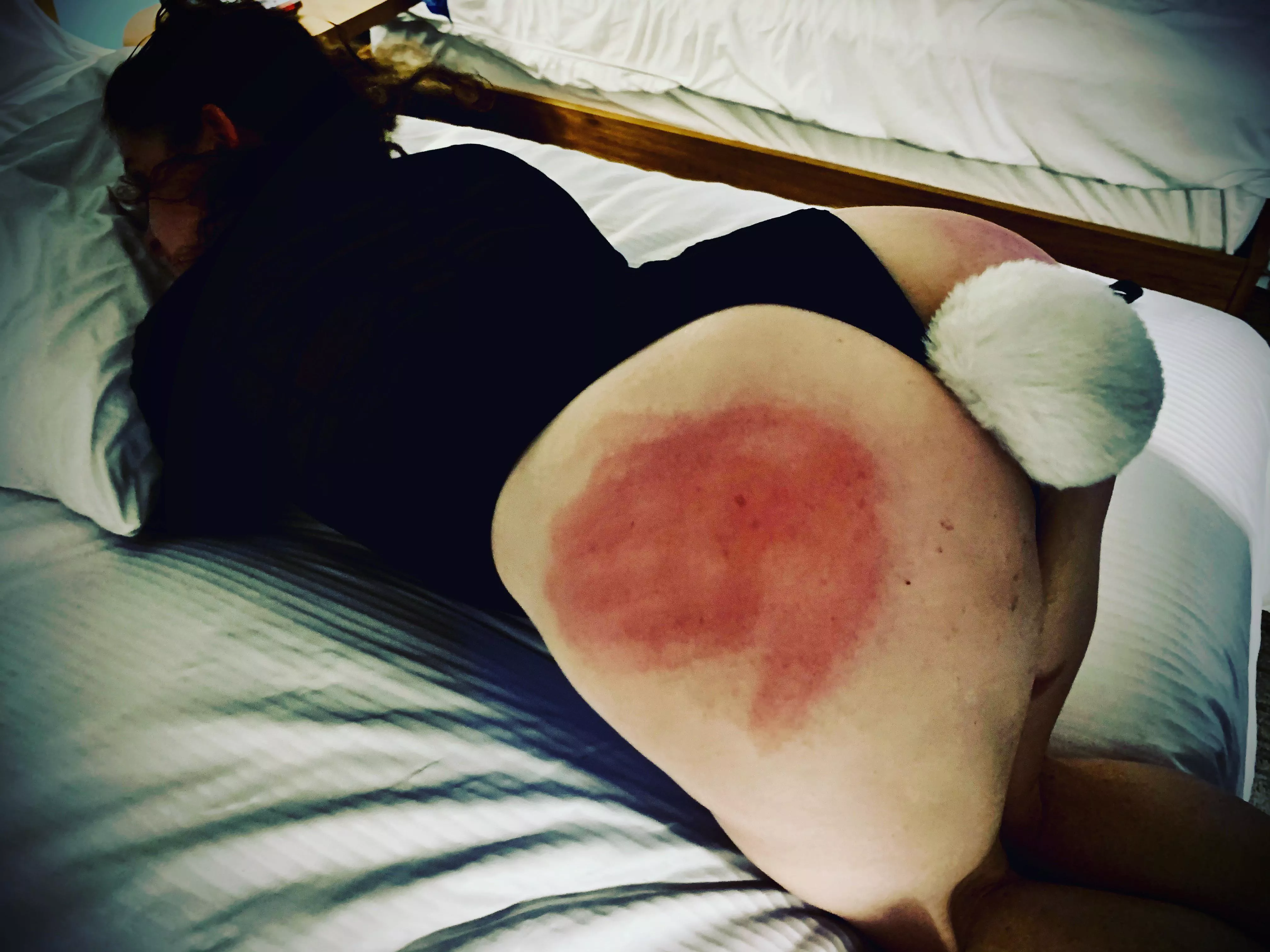 Rope bunny getting ready for her daddy 🦄