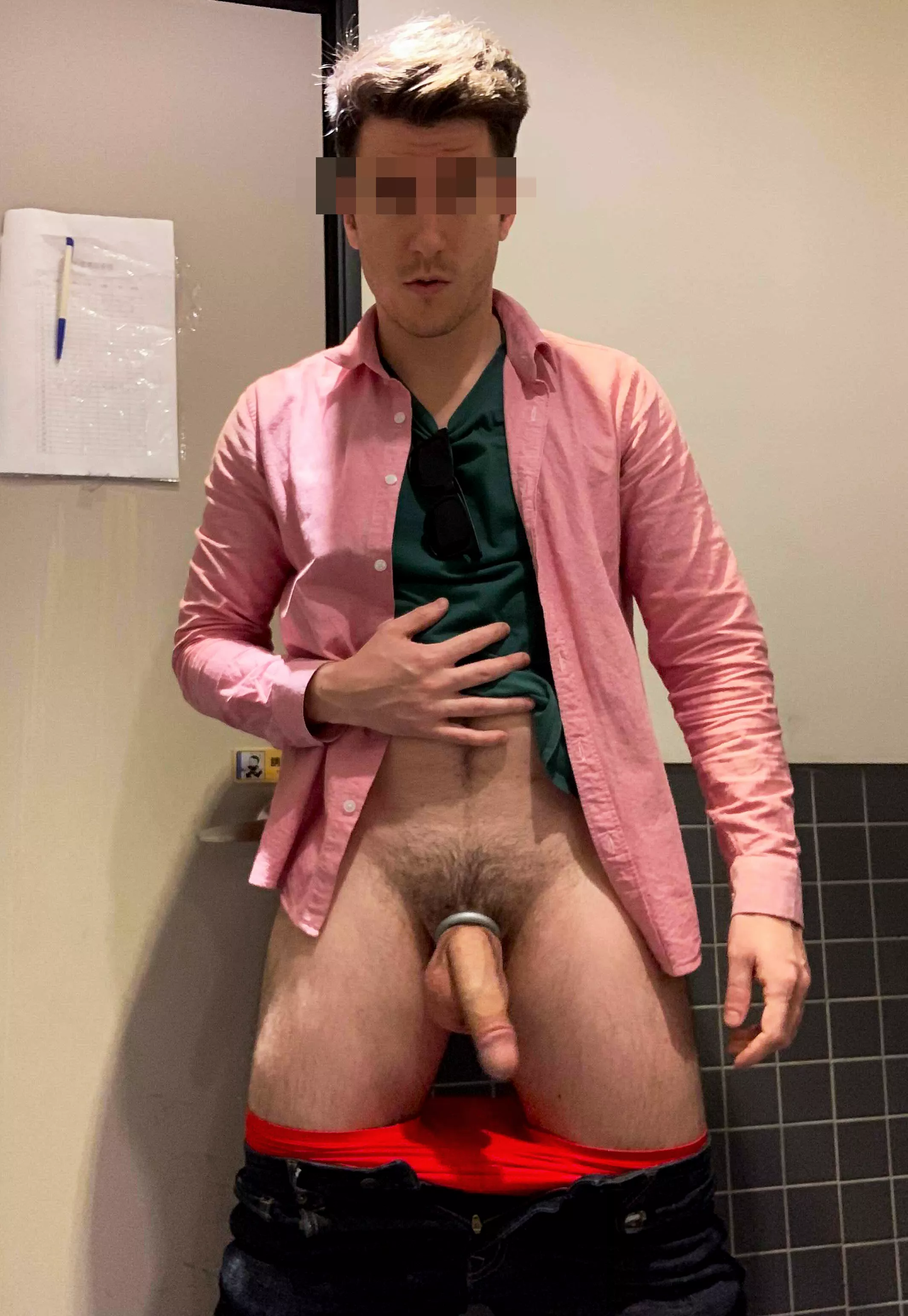 Suddenly feel like show off (34)