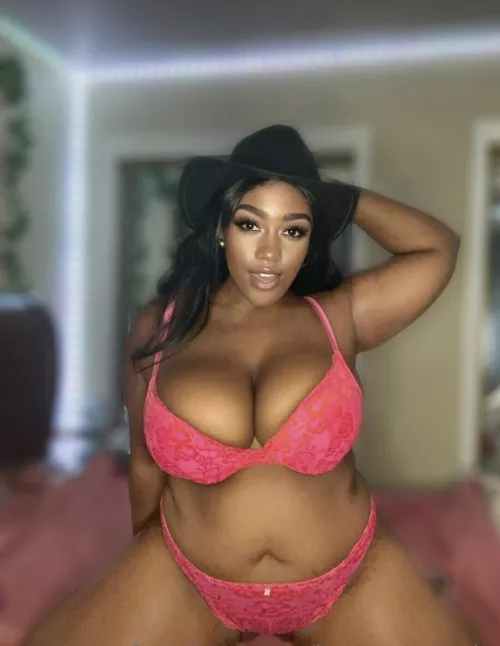 this ain’t Texas! Ain’t no hold ‘em! 