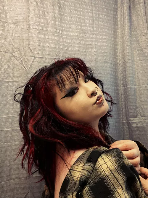 wanted to show off my new hair :) 