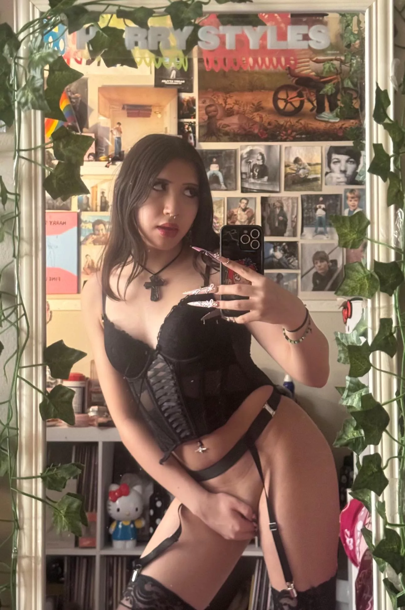 would u grab a trans girl’s bulge??