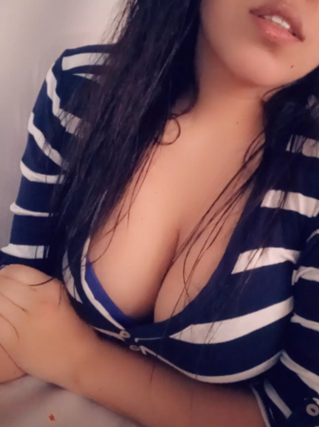 An excellent cleavage! 