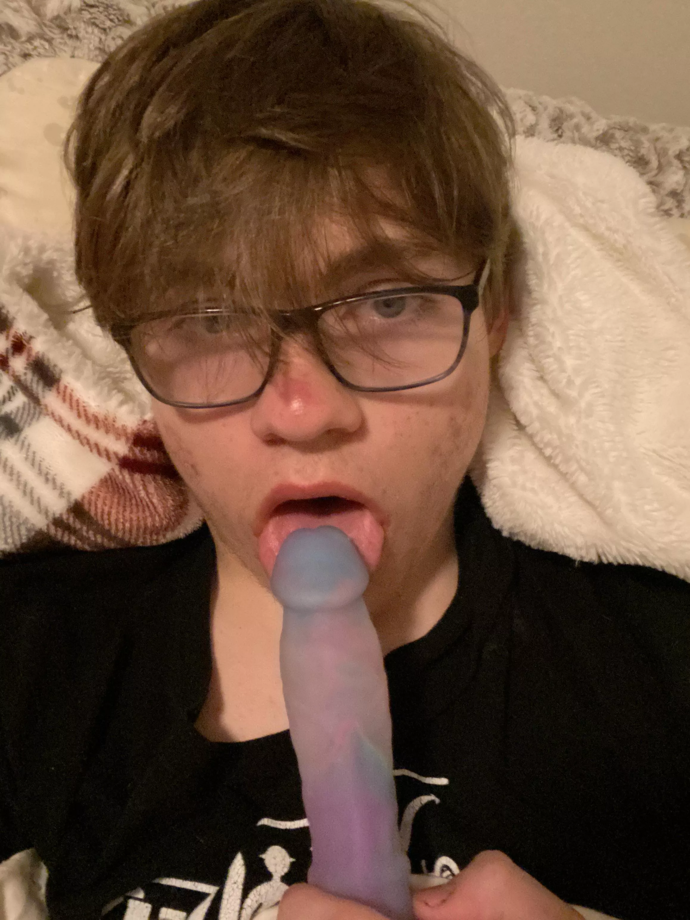 Anyone wanna watch me fuck my throat with this?