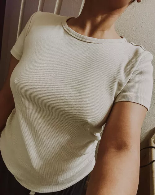 Couldn’t sleep 😣 need some warmth and comfort 🌙