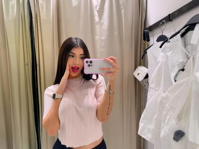 Don't be shy :3 come say hiii!