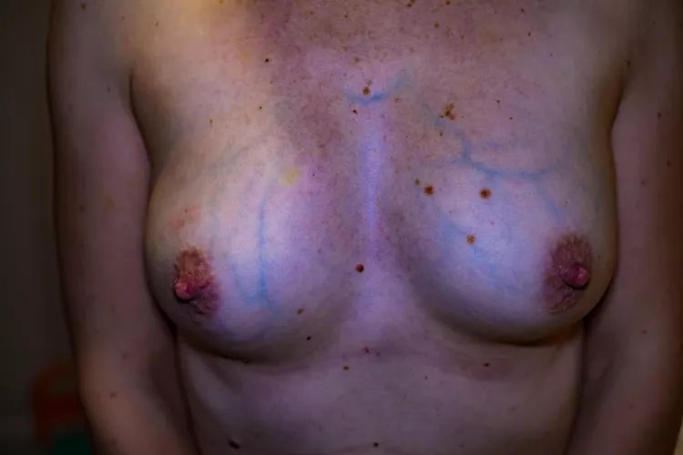 Flash makes them extra veiny