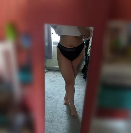 Good morning. loving my hip and tummy rolls today <3