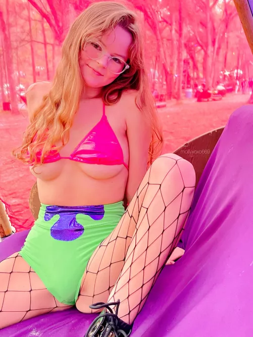 Is this the Krusty Krab? 